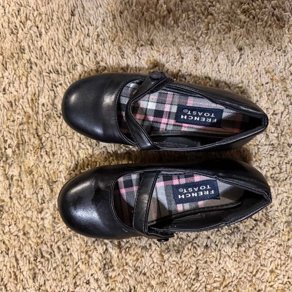 French Toast Mary Jane Shoes Size 11.5 Black